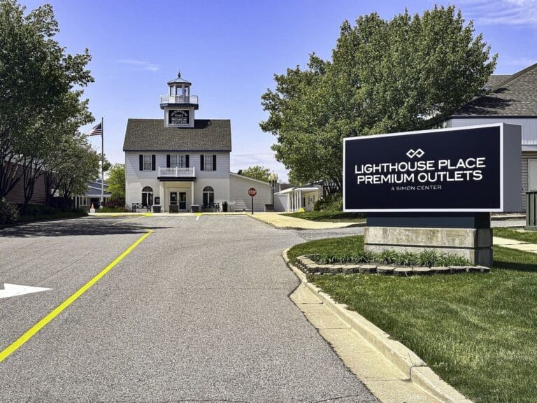 Lighthouse Premium Outlets Lighthouse Premium Outlets
