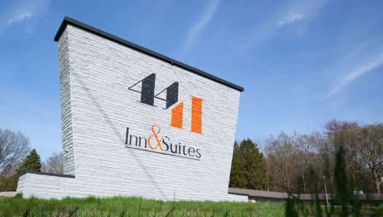 4411 Inn Suites 768x435