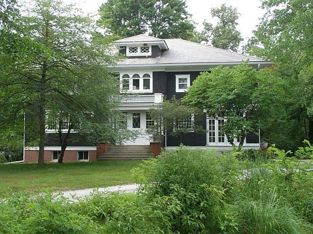 Barker House P7190129